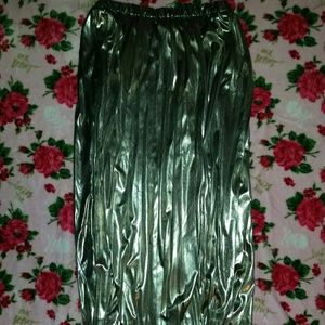 Chrome pleated skirt